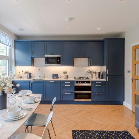 Stunning 3 Bed Duplex Apartment In The Heart Of West Hampstead London Exterior foto