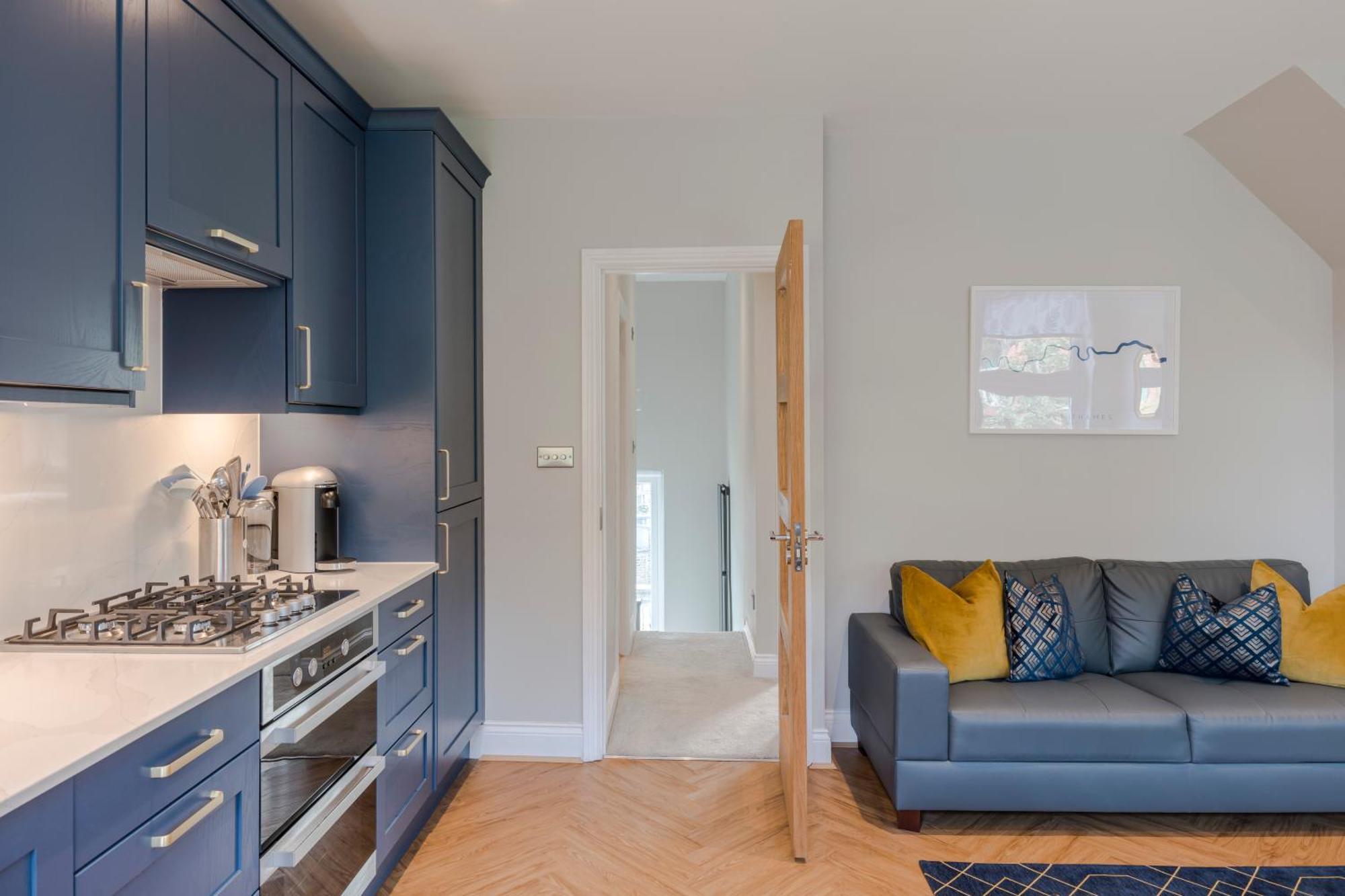Stunning 3 Bed Duplex Apartment In The Heart Of West Hampstead London Exterior foto