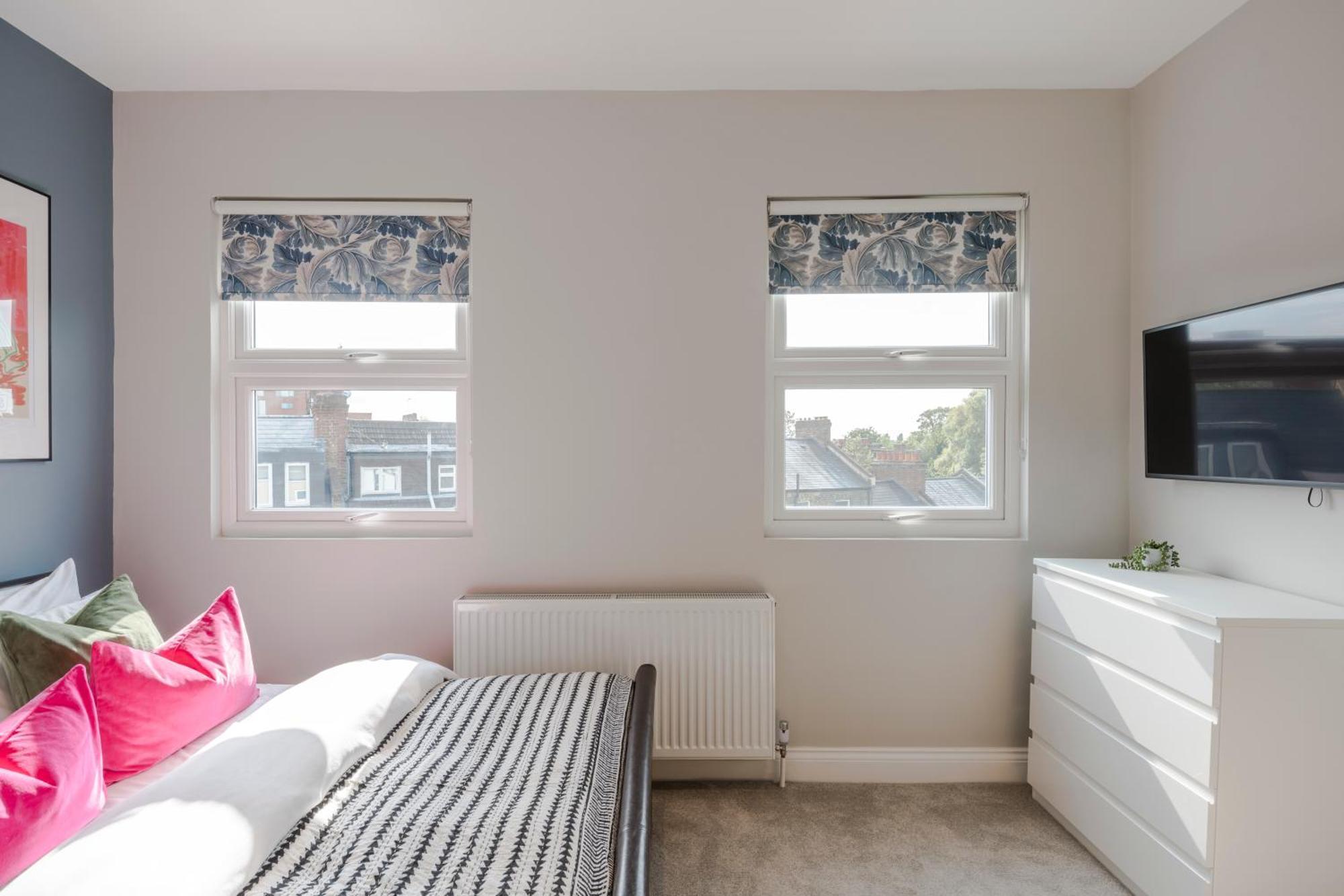 Stunning 3 Bed Duplex Apartment In The Heart Of West Hampstead London Exterior foto