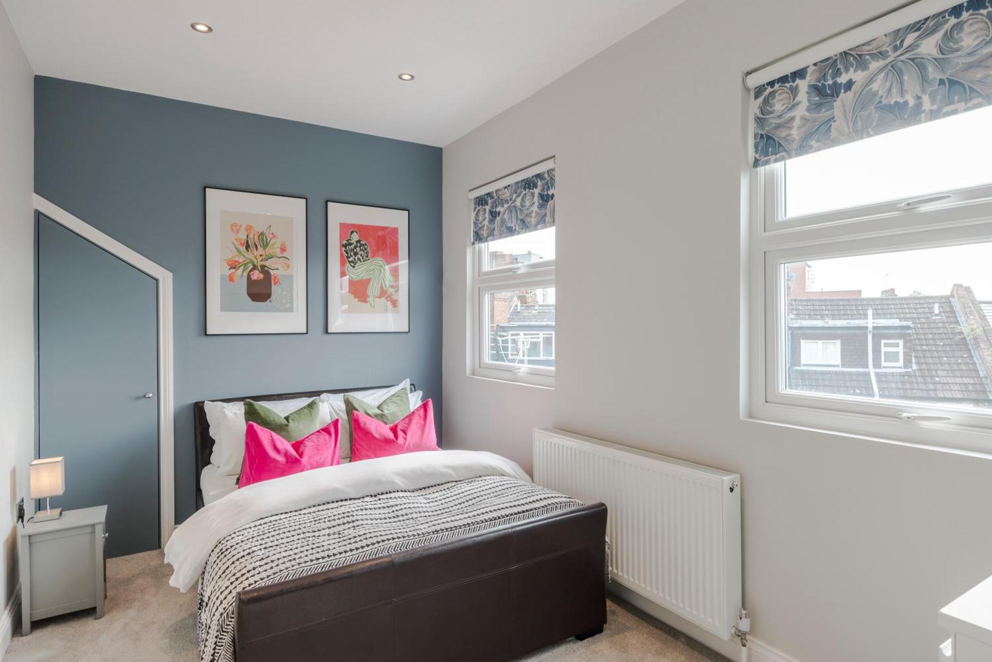 Stunning 3 Bed Duplex Apartment In The Heart Of West Hampstead London Exterior foto